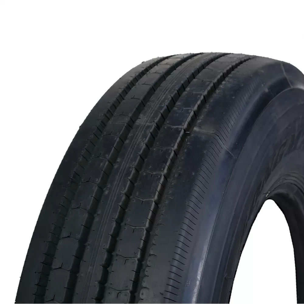 Грузовая шина 295/80 R22,5 Long March LM-216 18PR в Нижнем Тагиле