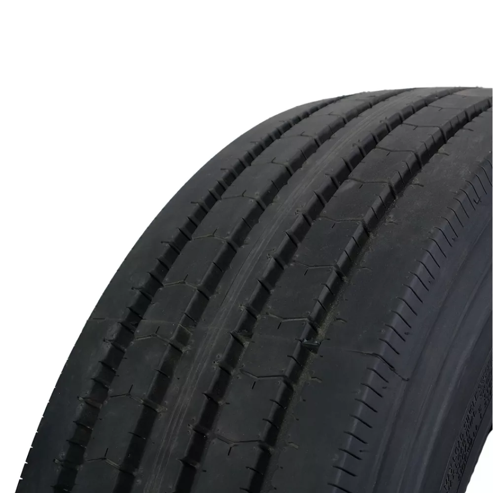 Грузовая шина 285/70 R19,5 Long March LM-216 18PR в Нижнем Тагиле