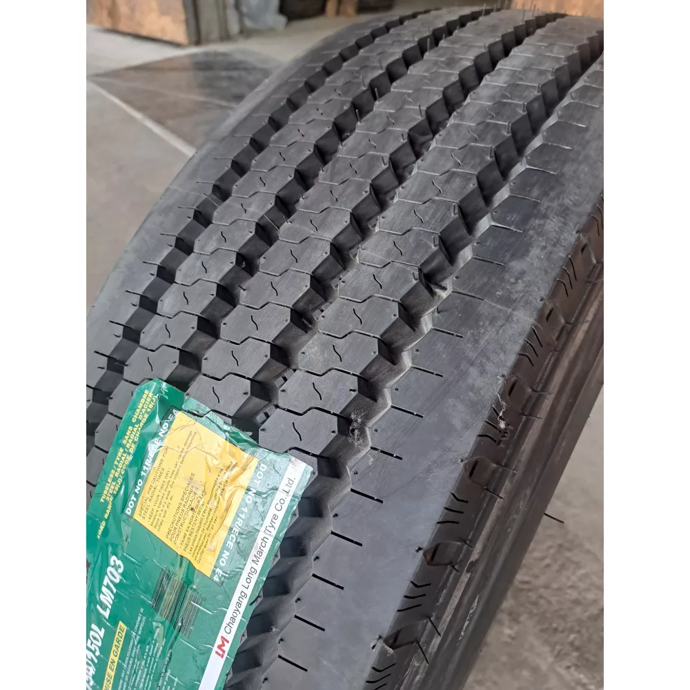 Грузовая шина 315/70 R22,5 Long March LM-703 18PR в Нижнем Тагиле