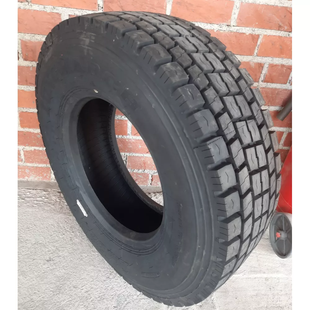 Грузовая шина 305/70 R19,5 Long March LM-329 18PR в Нижнем Тагиле